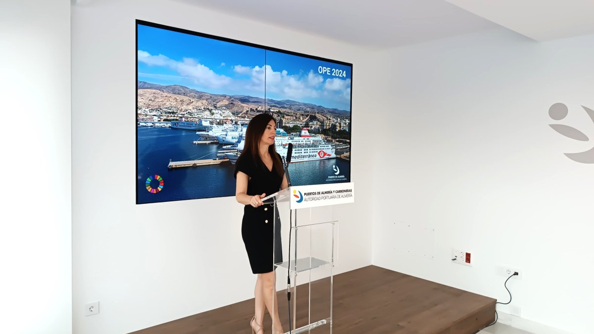 Rosario Soto, presidenta de la Autoridad Portuaria de Almería.