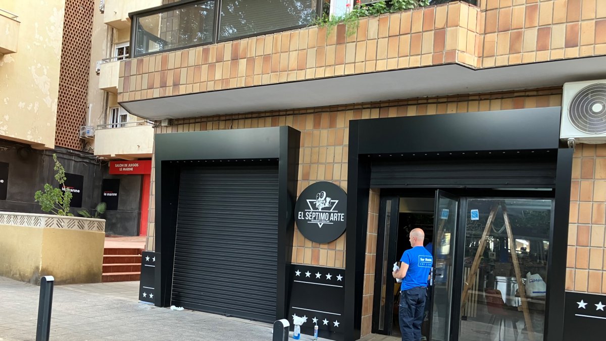 Fachada del nuevo restaurante El séptimo Arte que abrirá en unas semanas.