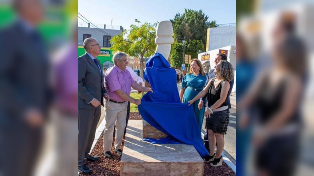 Inauguración del Monolito de Civilizaciones en Rioja publicada en la red social X.