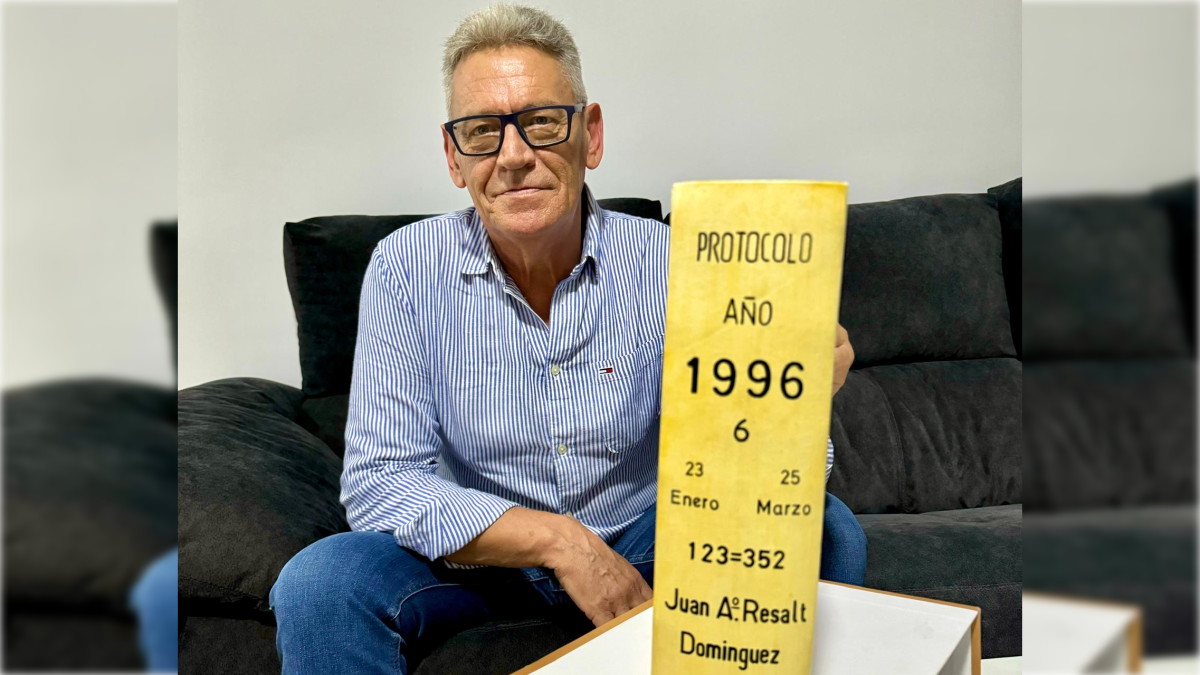 El encuadernador almeriense.