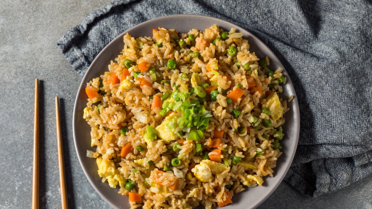 Arroz tres delicias. Fotografía de Bhofack2 descargada en Depositophotos.com.