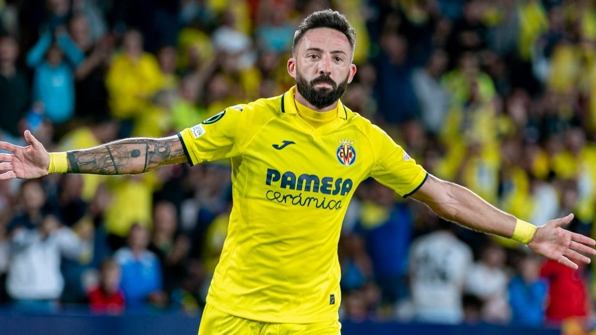 José Luis Morales terminó su ciclo en el Villarreal y el Levante quiere firmarlo para Segunda.