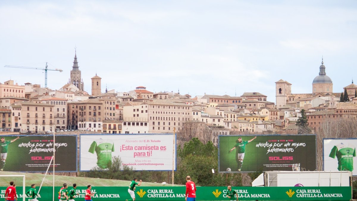 Esta imagen de estadiosdefutbol.com deja sin palabras.