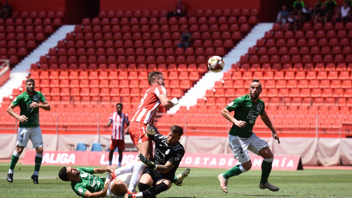 Milovanovic no está brillando con el filial del Almería.