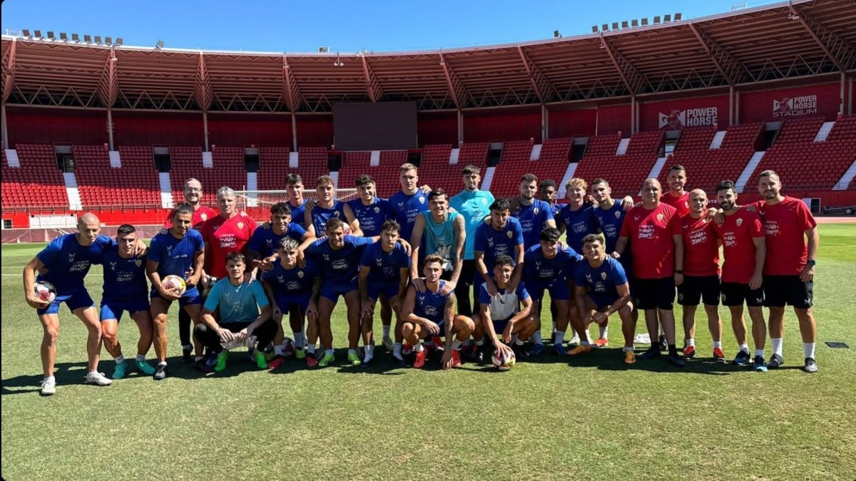 Esta fue la última foto de la temporada antes de partir a Toledo para disputar la final por el ascenso.