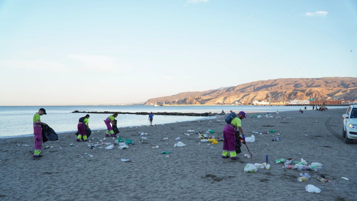 San Juan deja un total de 18.940 kilos de basura en las playas
