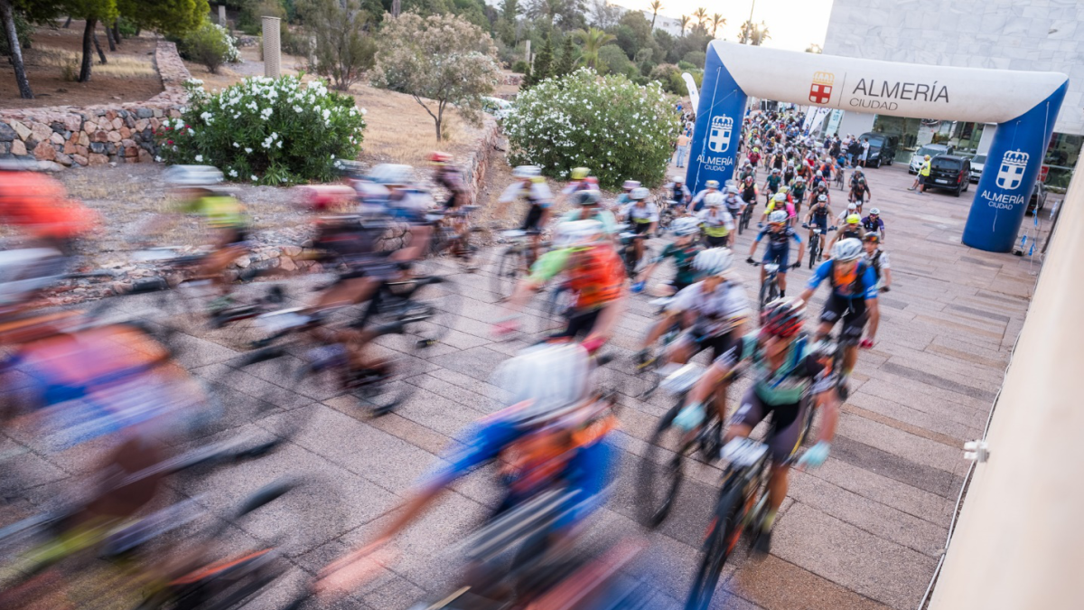 La Titan Desert circulando por la provincia el año pasado.