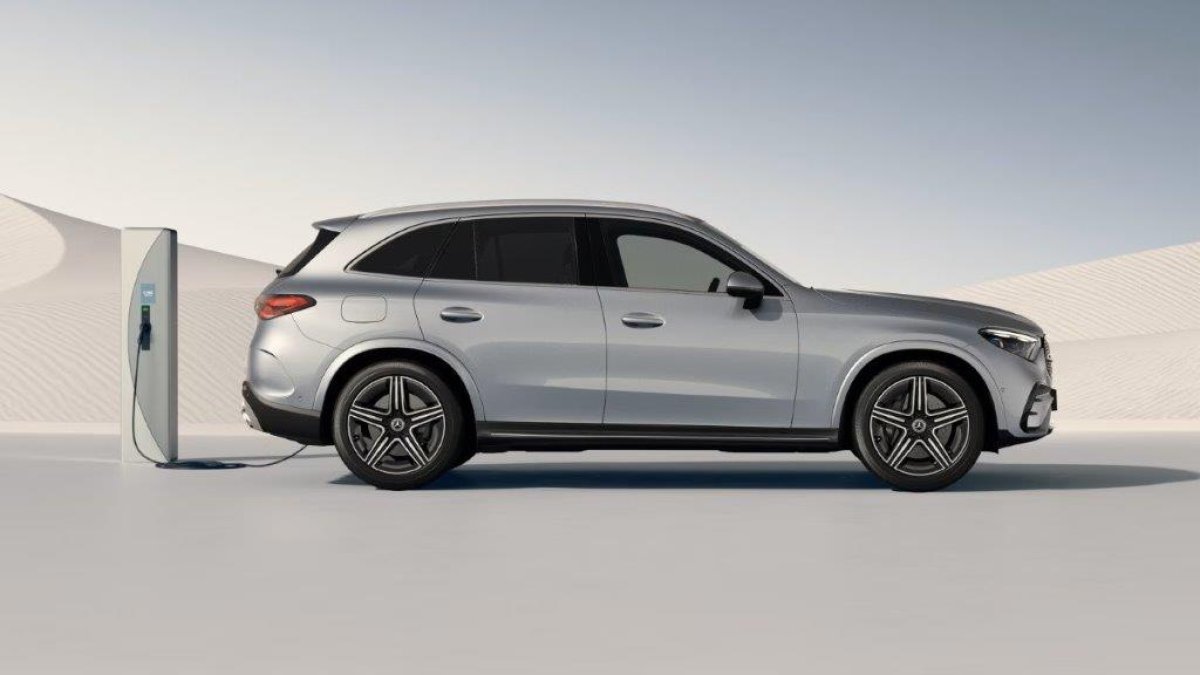 Mercedes GLC enchufable.