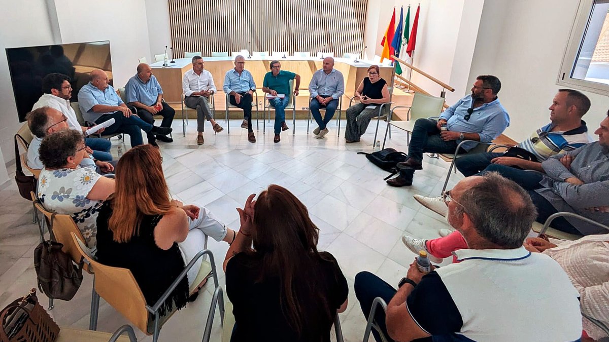 Encuentro de alcaldes en Serón.