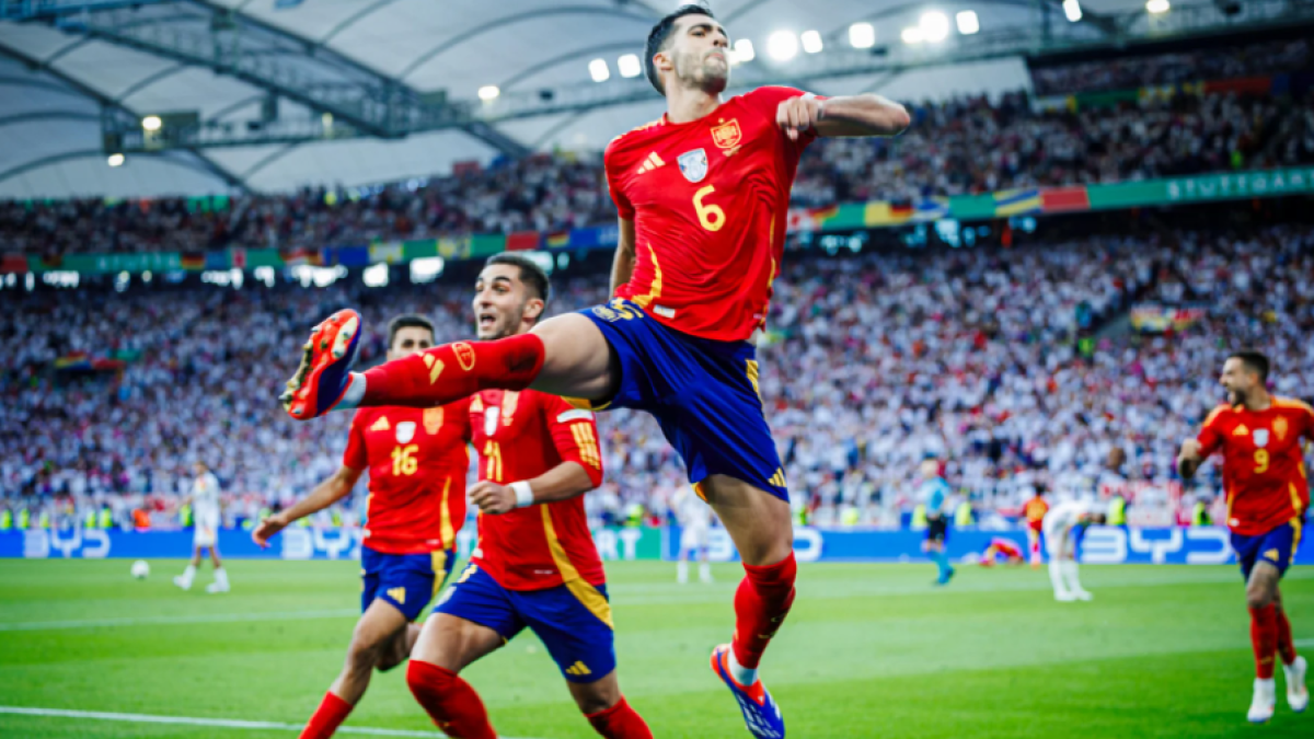 Celebración del gol de Merino frente a Alemania.