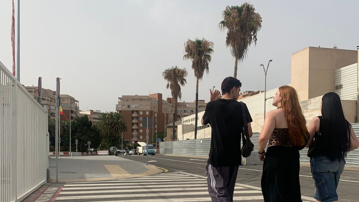 Ya se puede utilizar el vial peatonal