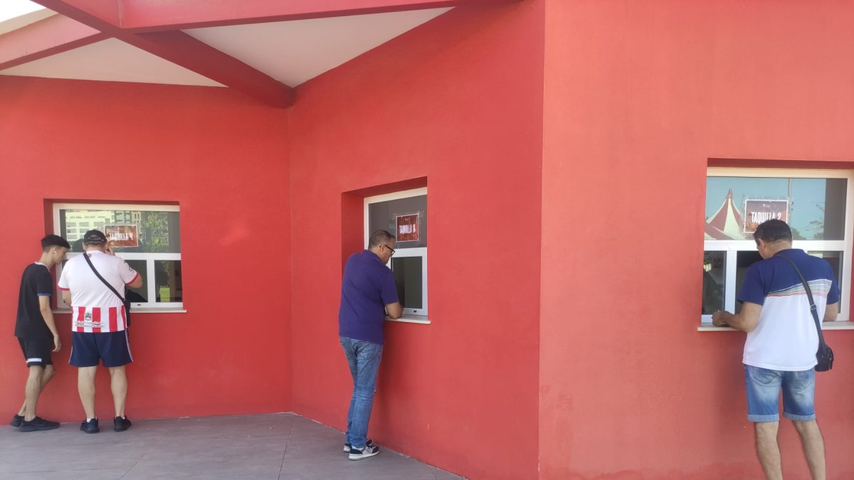 Las renovaciones no paran pero no trascienden las cifras.