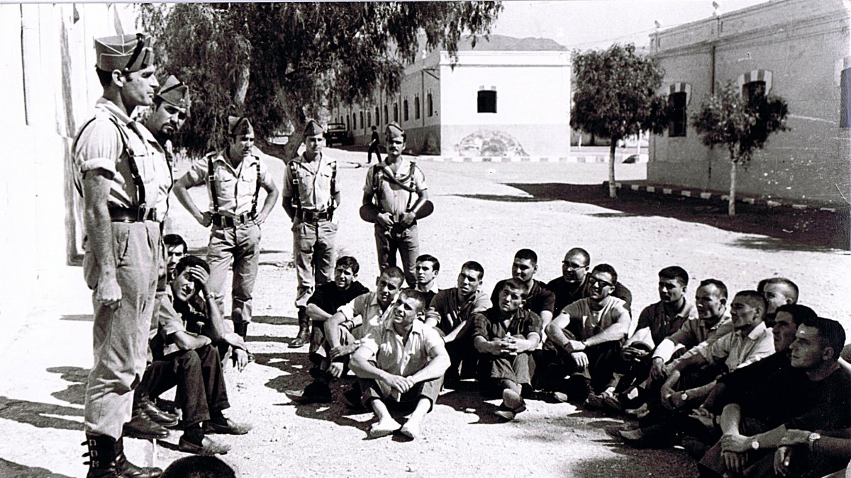 Reclutas en el Campamento Alvarez de Sotomayor que llegaban de toda España.