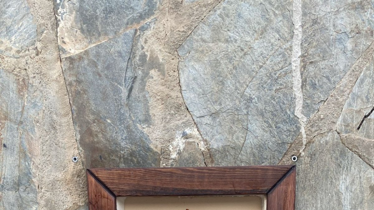 Altar erigido a San Arnulfo en la avenida de Las Alpujarras en Canjáyar.