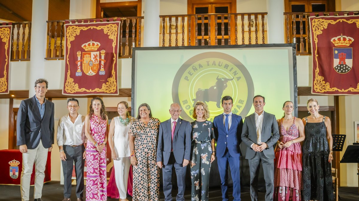 Foto de familia del evento.