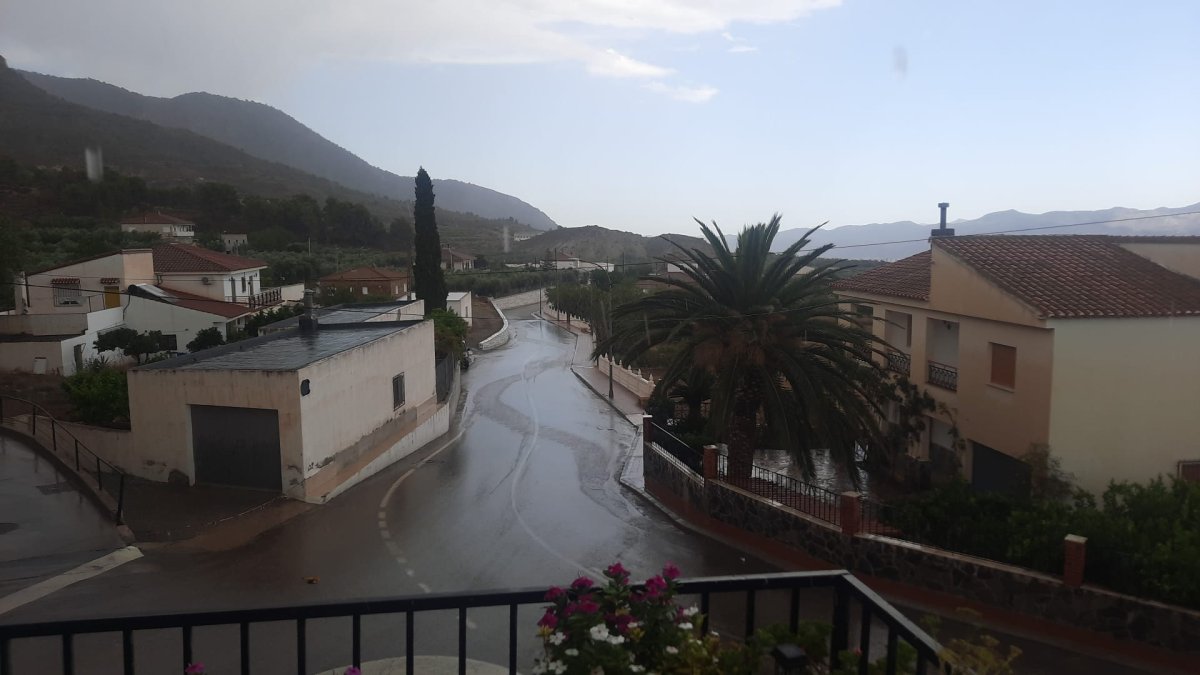 Una imagen de las lluvias en Urrácal.