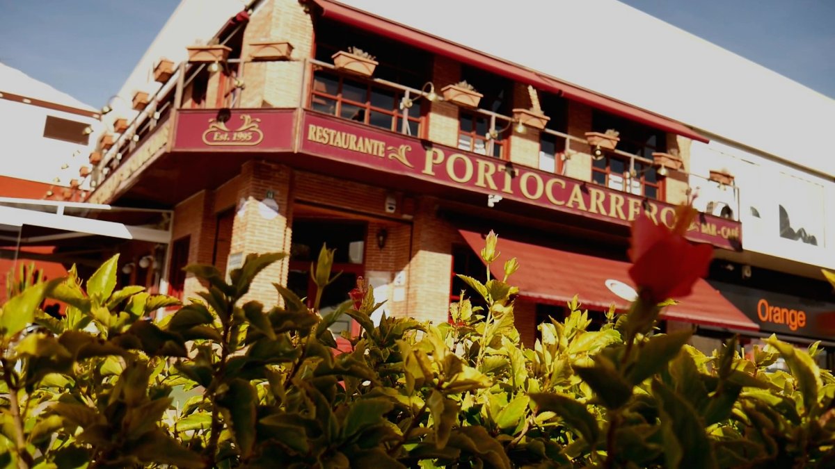 La fachada del Asador Restaurante Portocarrero La Cepa en Huércal de Almería.