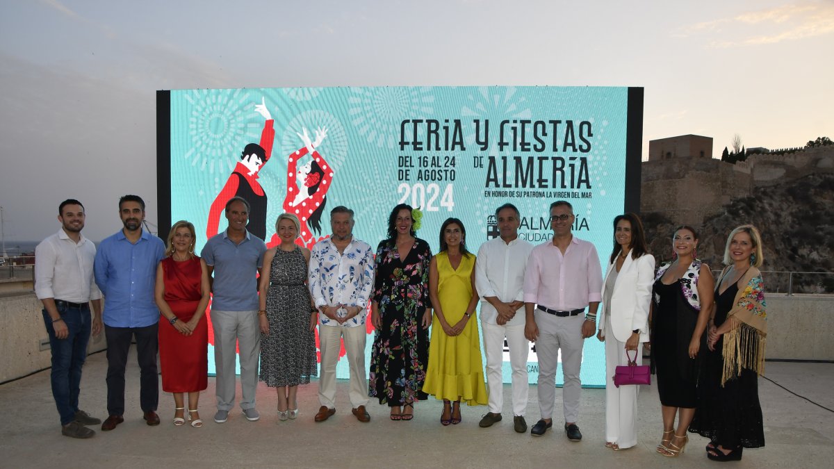 El equipo de gobierno en la presentación de la Feria de Almería 2024.