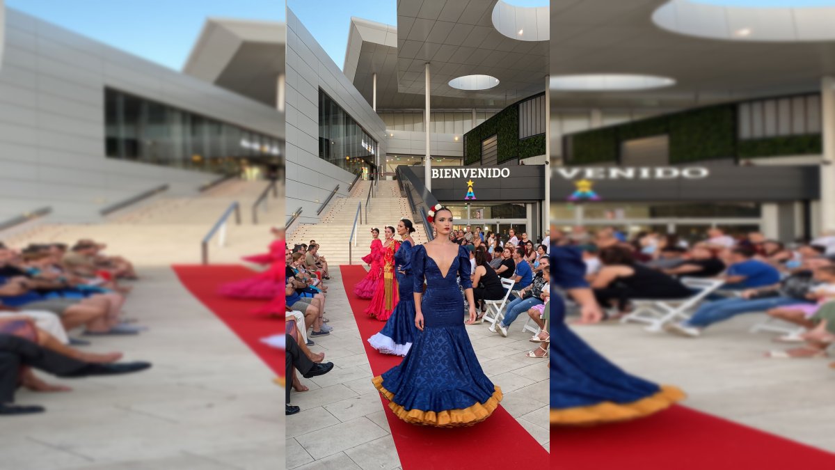 Desfile de moda en Torrecárdenas.