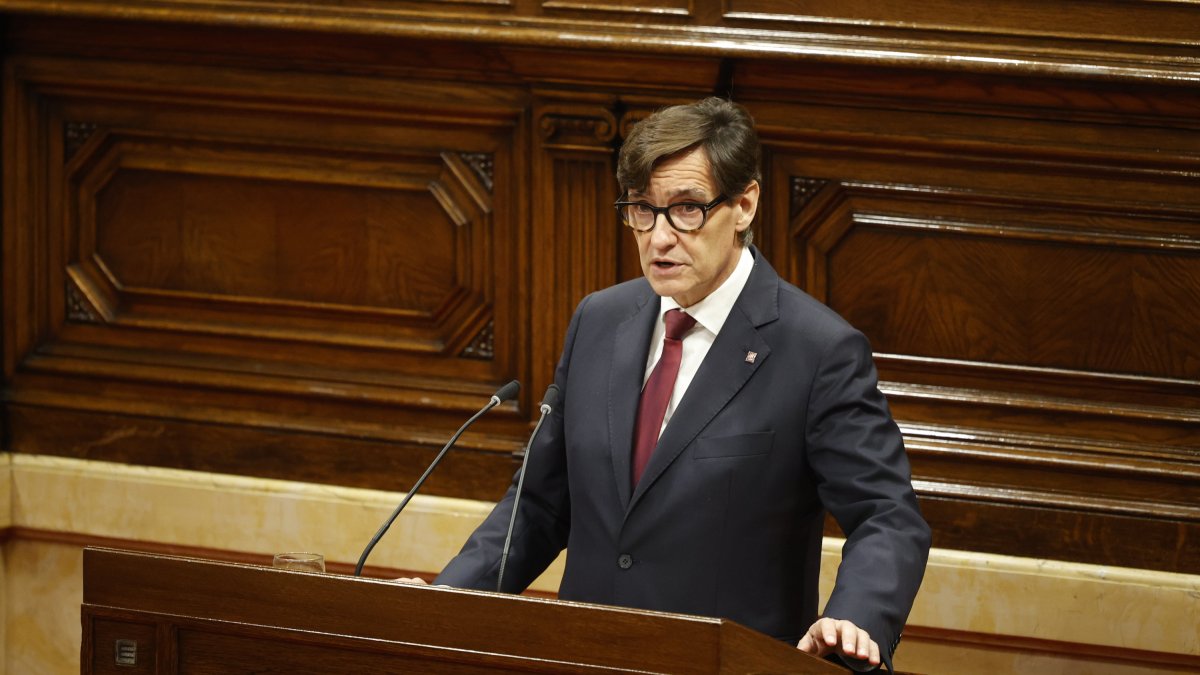 Salvador Illa, durante el debate del pleno de investidura.