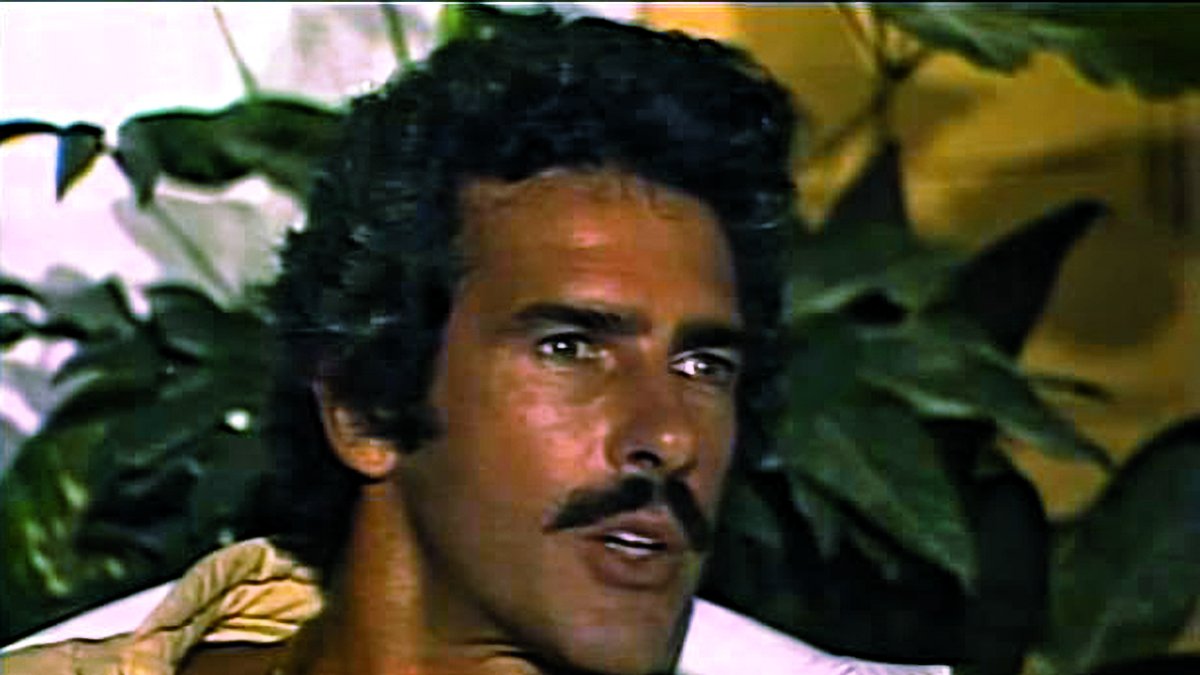 Antonio exige a sus amigos que no le cuenten a Raquel que sigue vivo: