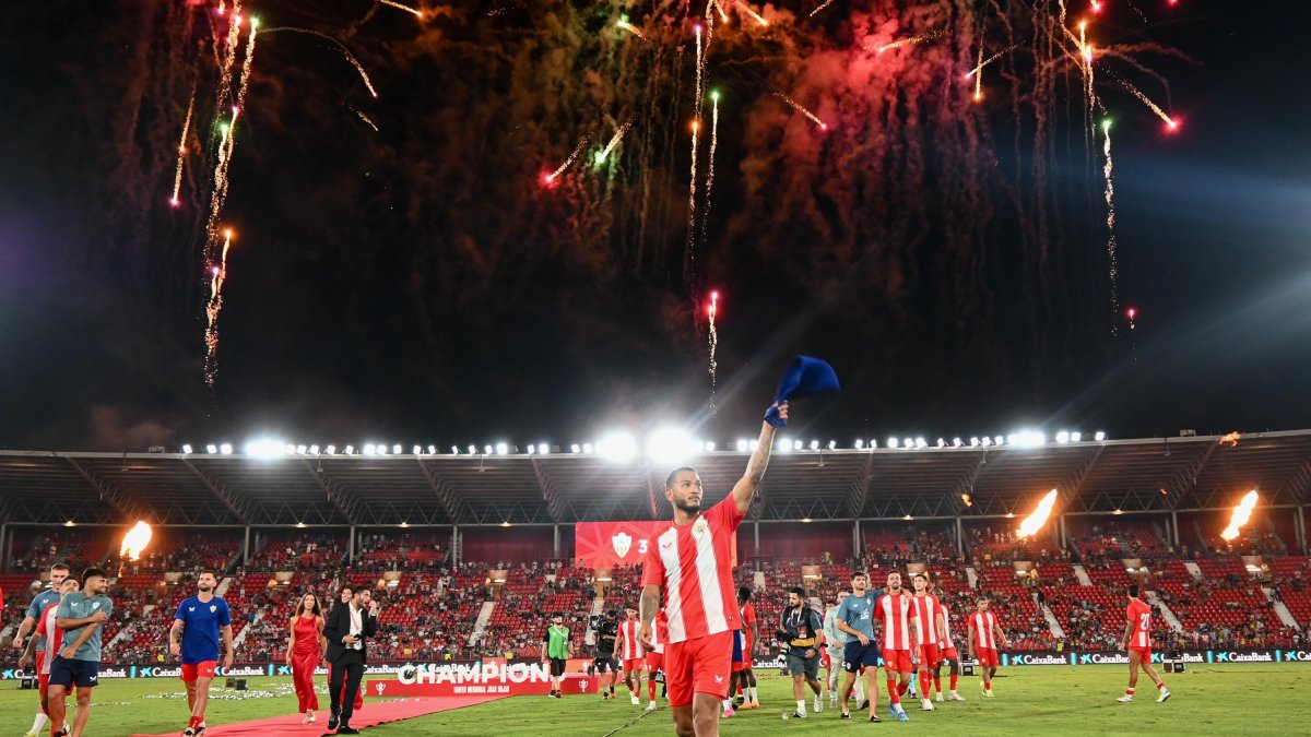 Luis Suárez es el rey del Mediterráneo para la afición del Almería.