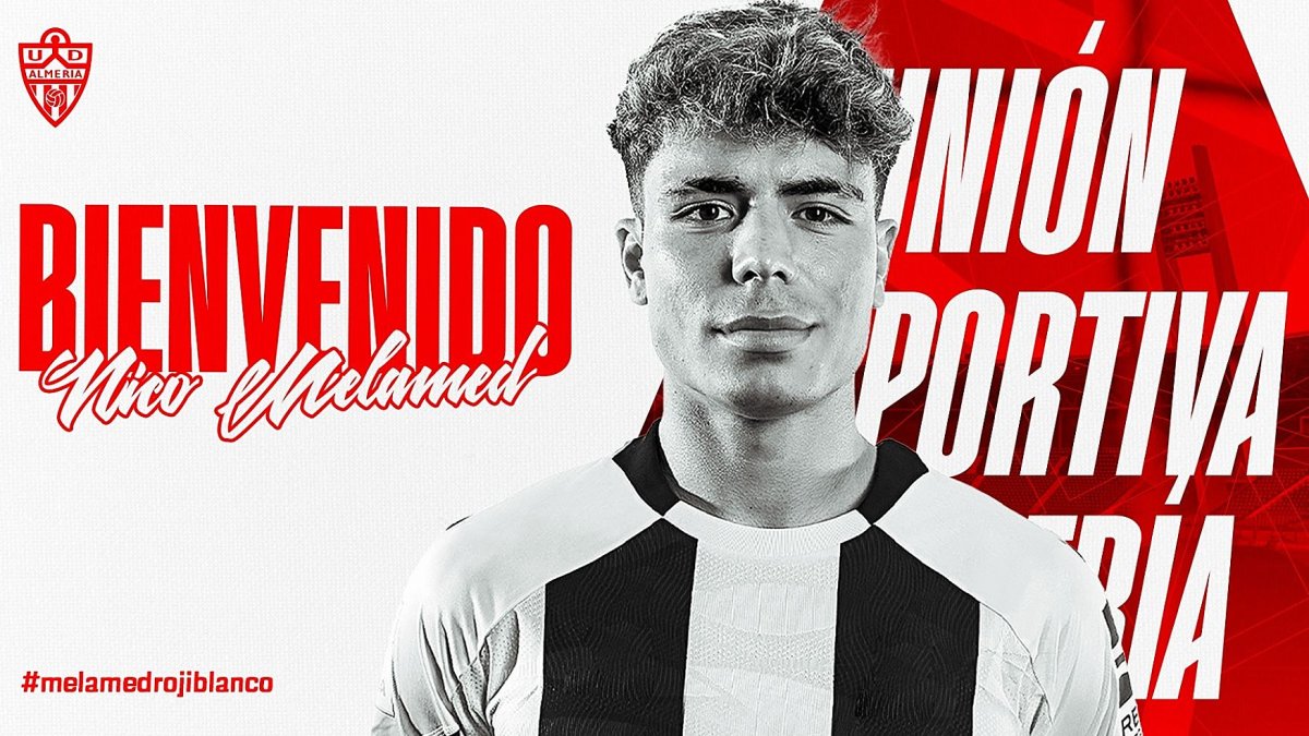 Nico Melamed espera su turno para ser inscrito en el Almería.