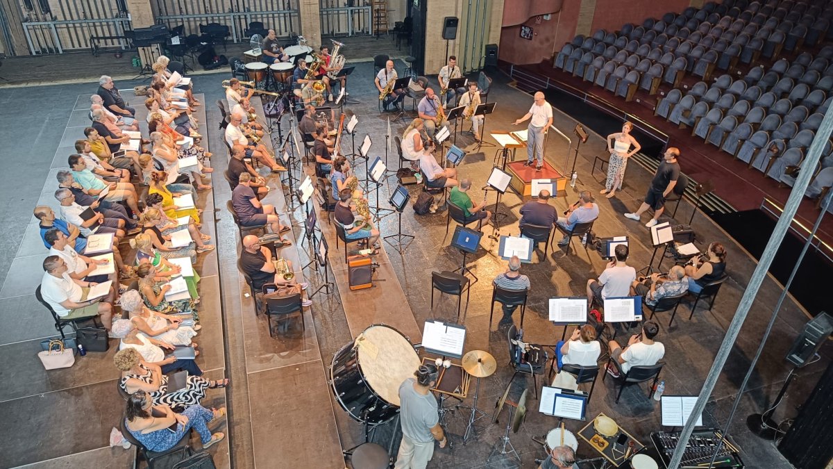 Ensayo general del concierto de zarzuela realizado en el Auditorio Maestro Padilla.