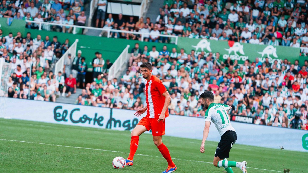 Édgar está llamado a ser un futbolista clave en la pizarra del Almería 24-25 para lograr el sueño de volver a la Liga de las Estrellas.