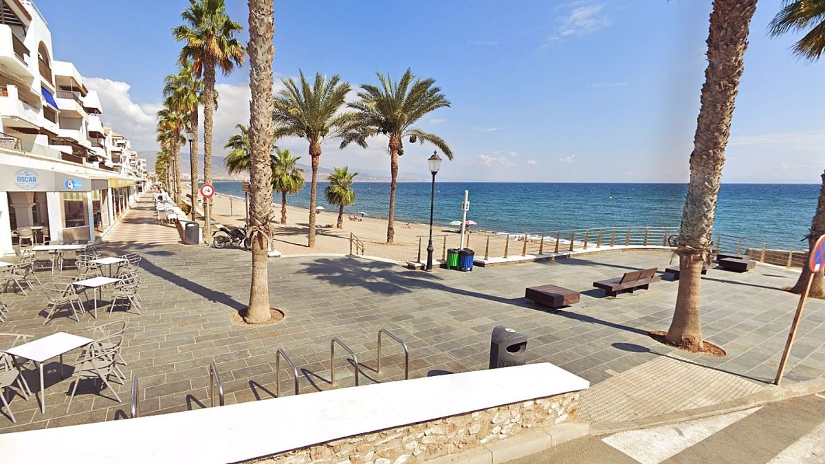 Paseo Marítimo de Roquetas de Mar.