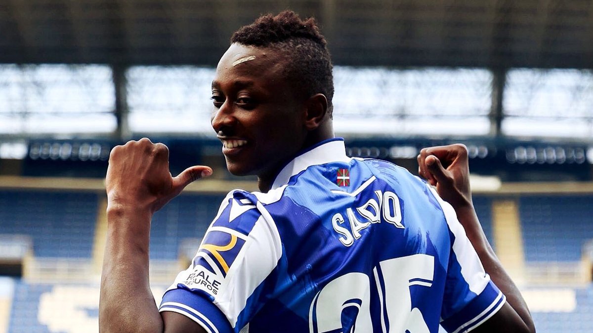 Esta es la camiseta que quiere defender Umar Sadiq.