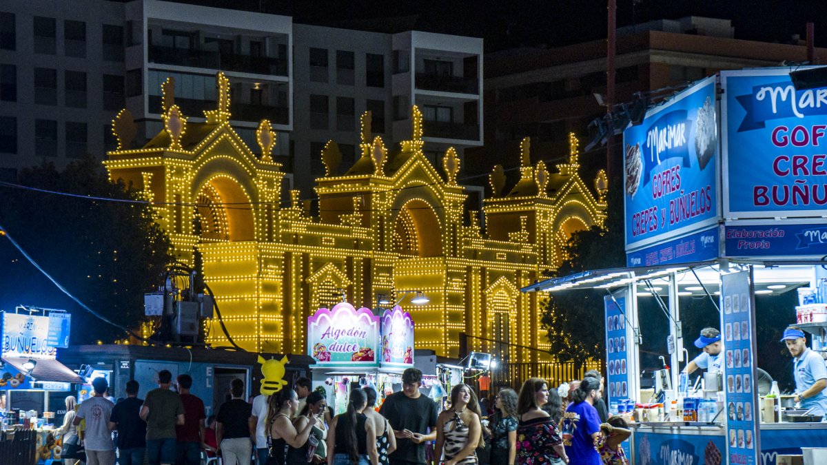 Acceso principal al Recinto Ferial.