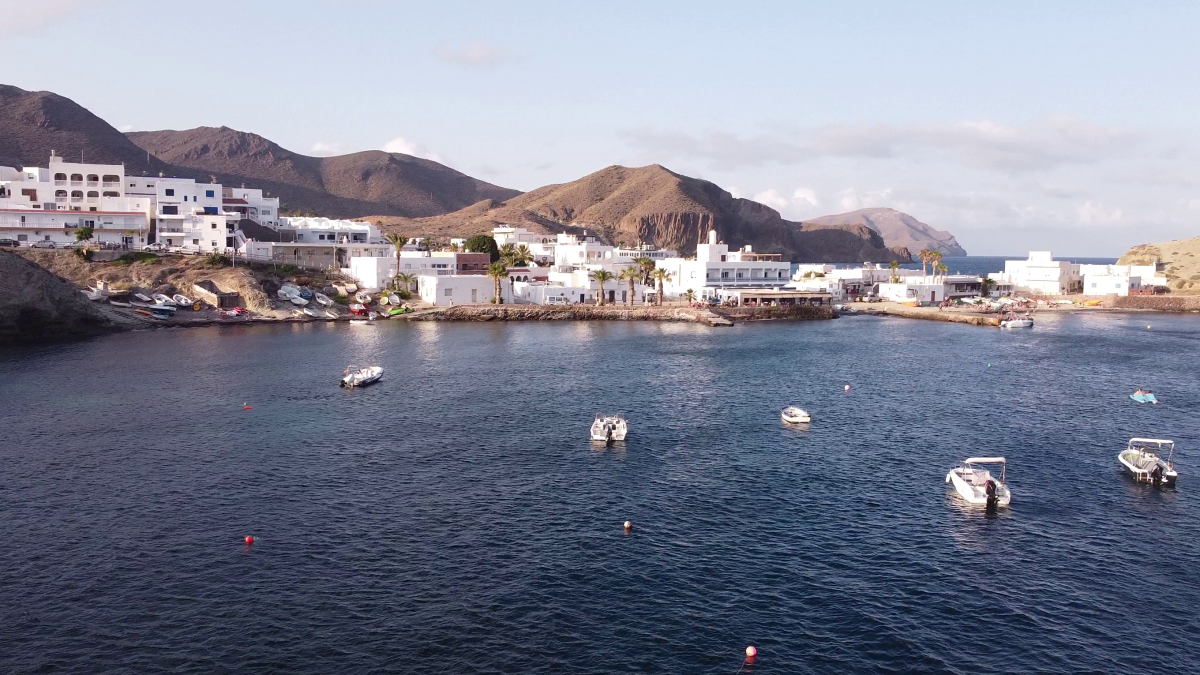 Una vista aérea de la población de la Isleta del Moro. /CLV