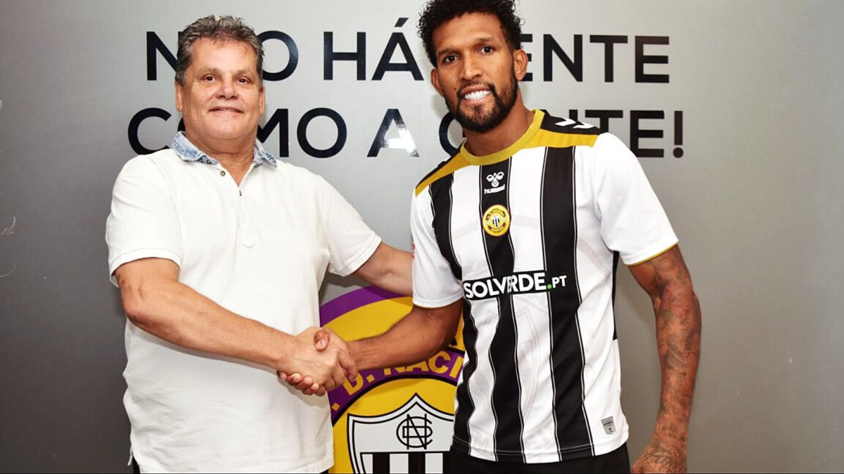 Dyego Sousa en su presentación como jugador del Nacional.