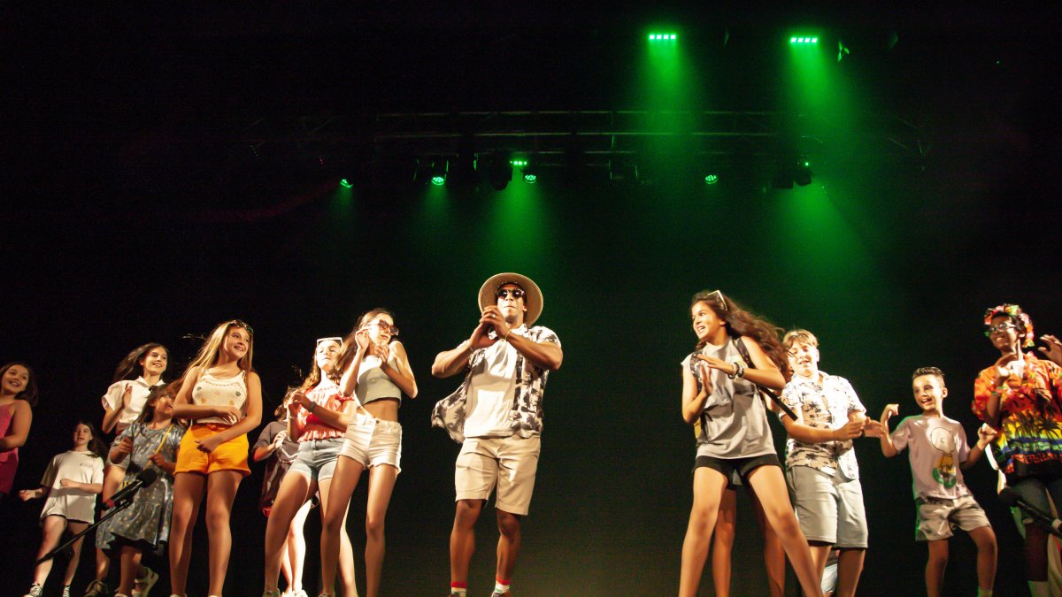 Los jueves, nuevo grupo de Teatro Junior.