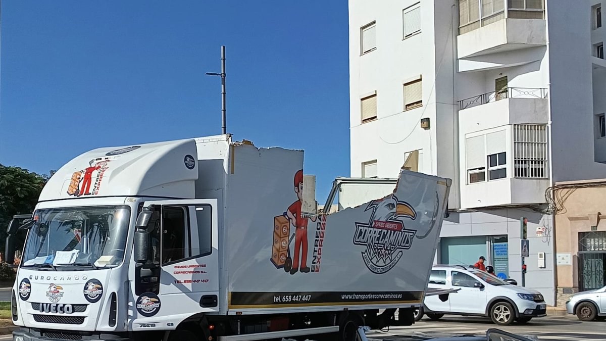 El camión siniestrado.