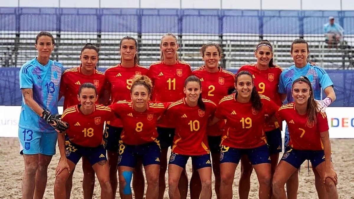 La Roja sobre la arena de Italia.