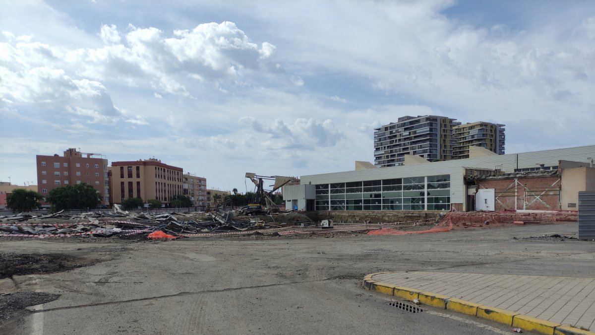 Ni rastro de las marquesinas de la Estación Intermodal. Foto de JOMARO.
