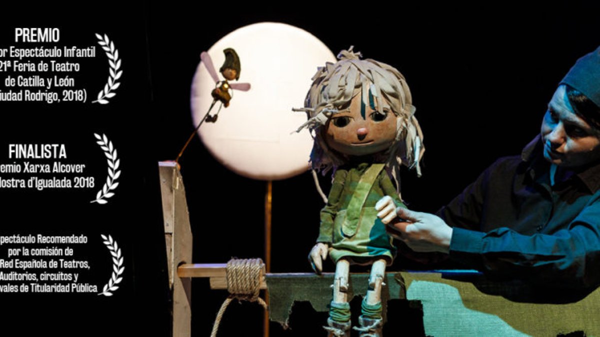 La premiada obra de títeres Adios,Peter Pan de Festuc Teatro llega al Festival D'hilos de Adra.