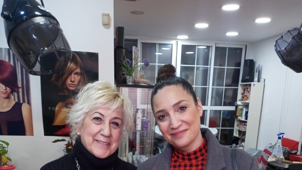 Peluquería Amparo Artero.