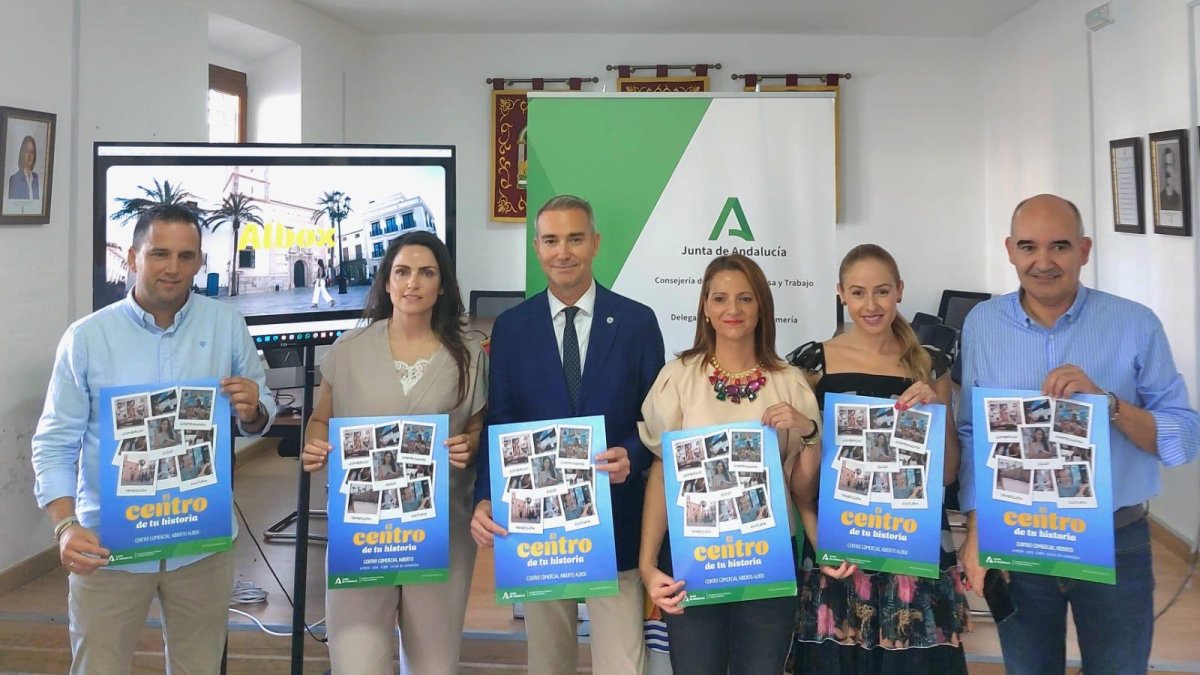 Presentación de la nueva campaña de apoyo al Centro Comercial Abierto.