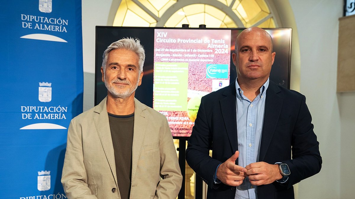 El vicepresidente de Diputación y el delegado provincial de la Federación de tenis en Almería.