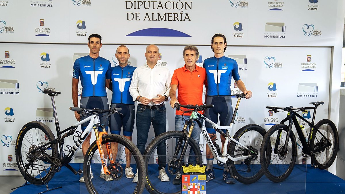 La presentación de la prueba 'Made in Almería' en la Diputación provincial.