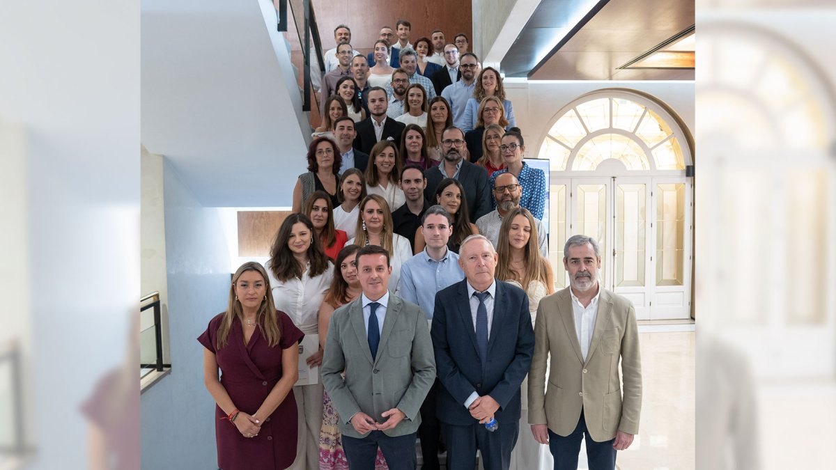 La Diputación de Almería da la bienvenida a los nuevos empleados públicos.