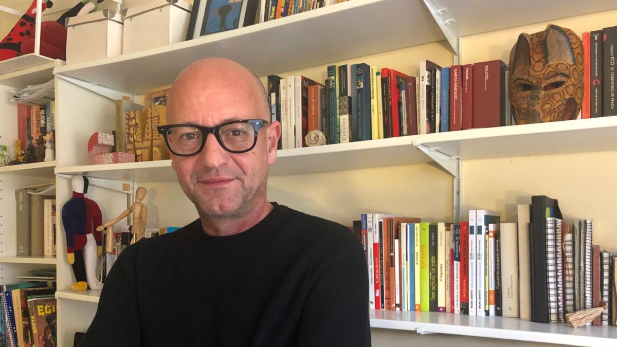 El almeriense Kikín Fernández es cómico, dramaturgo y director teatral.