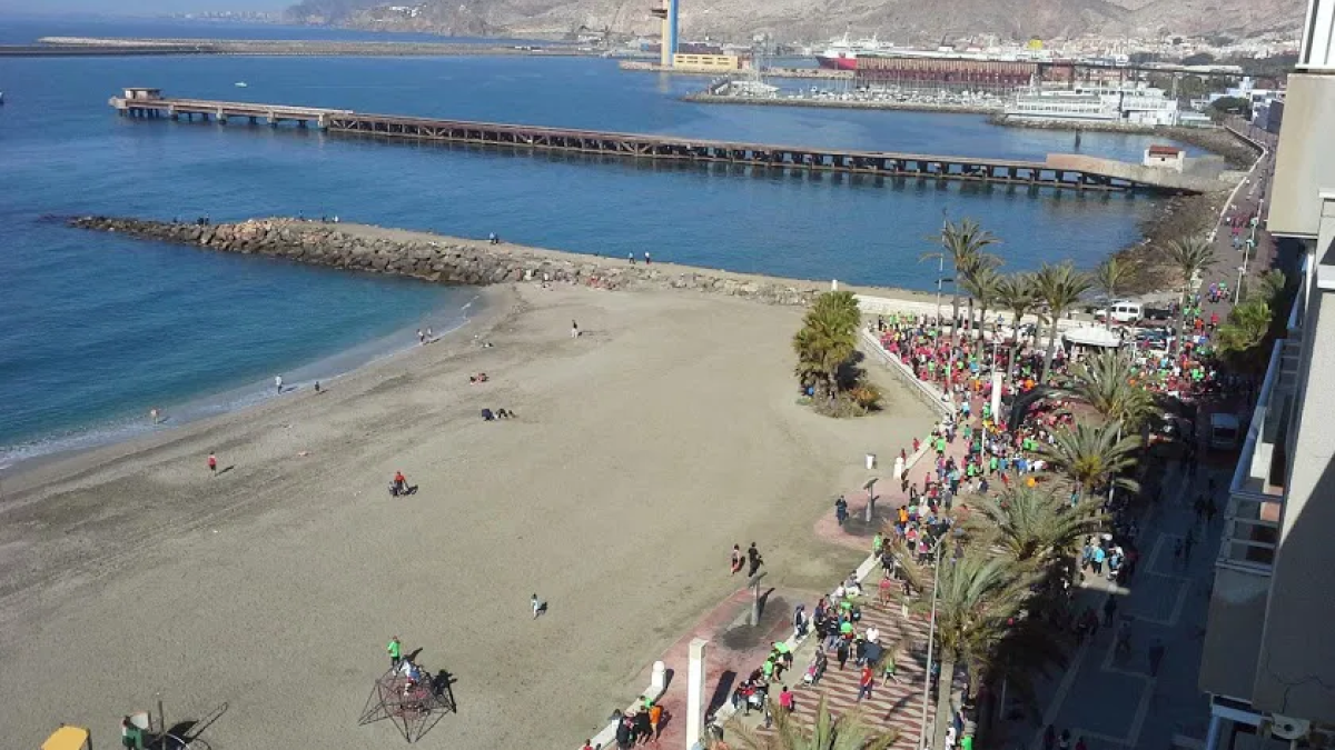 Foto de archivo de una de las playas de la capital durante este verano.