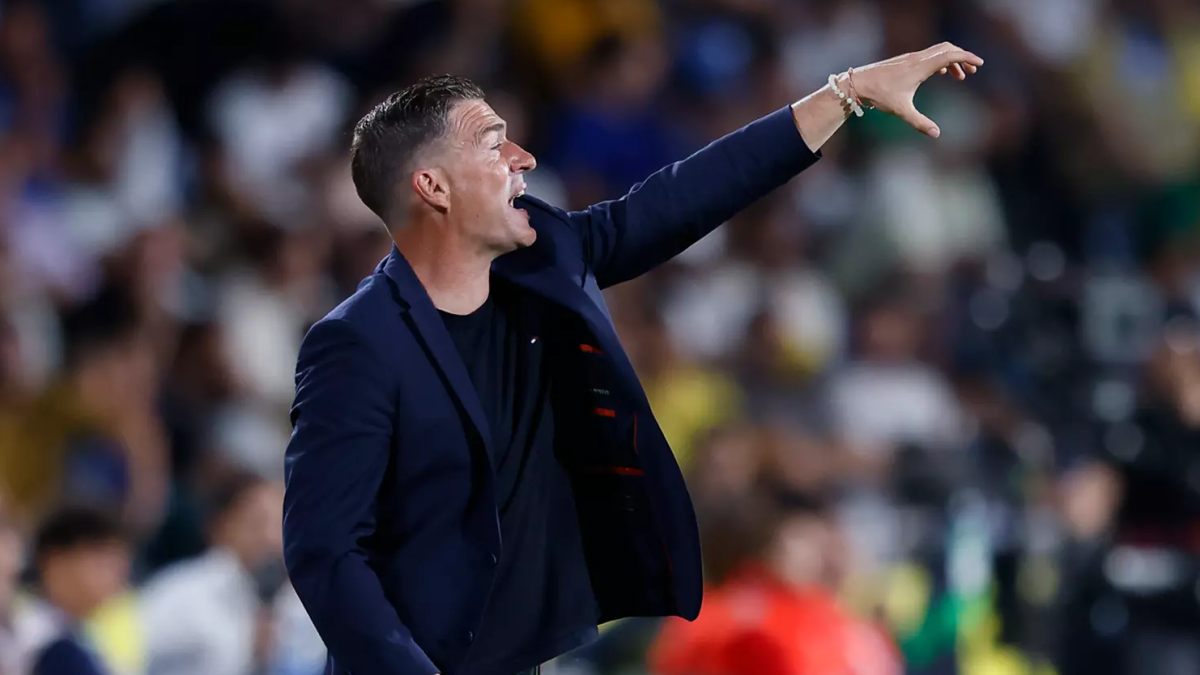 Luis Carrión pone punto y final a su corta etapa en Primera División.