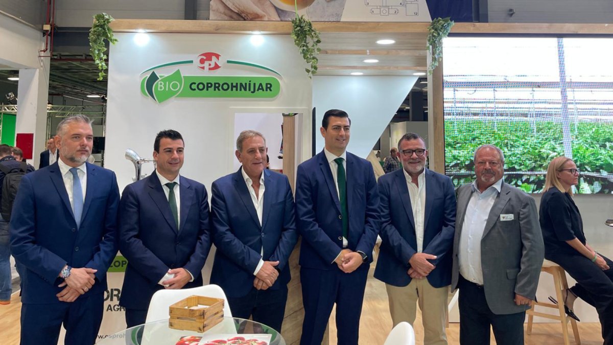 El alcalde y el edil de Agricultura en la feria en IFEMA.