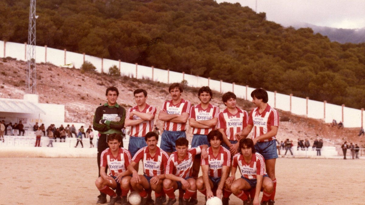 El Poli Almería en su visita al campo del Mijas.