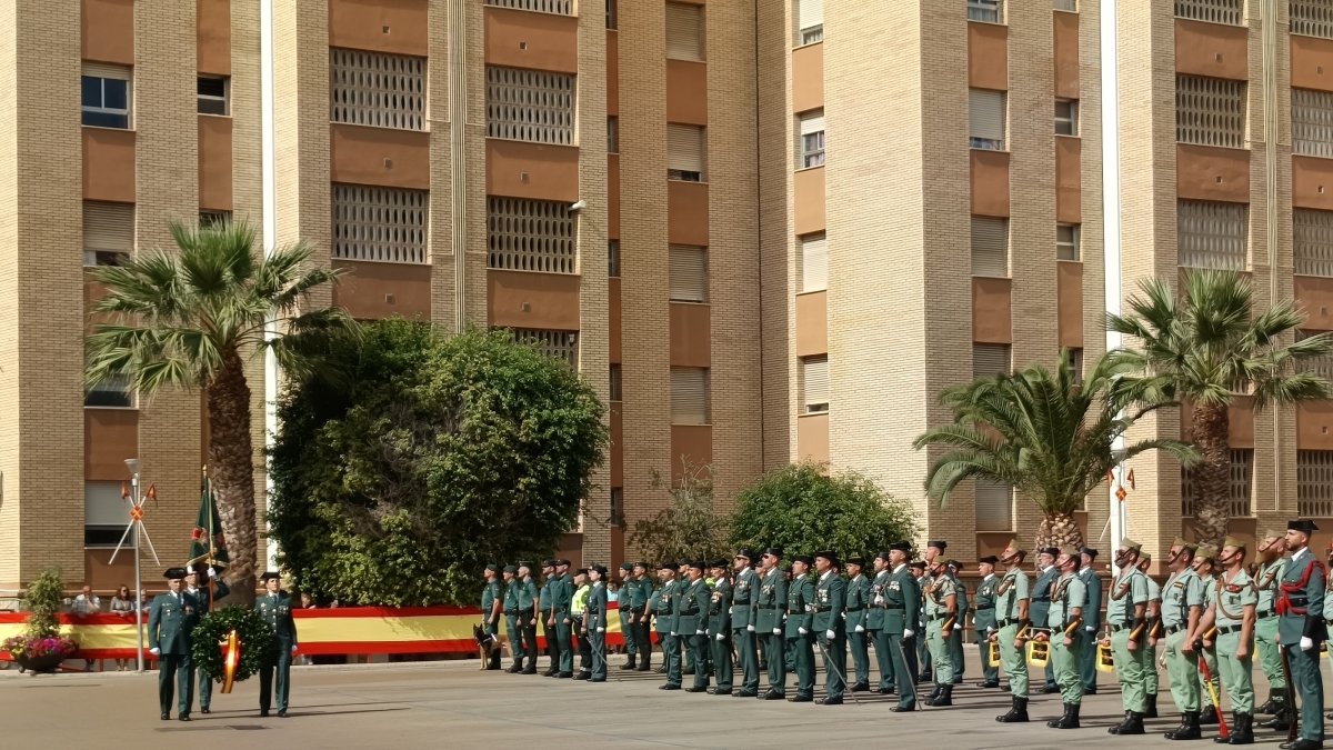 Desarrollo del acto de celebración del día del Pilar en la Comandancia